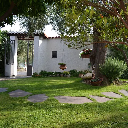 Azienda Agrituristica Arianna 팜스테이 *
