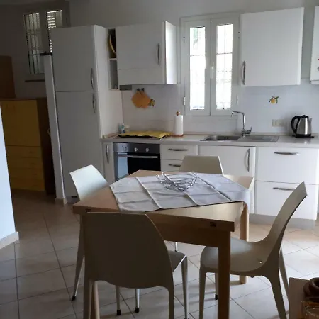 Azienda Agrituristica Arianna 因佩里亚