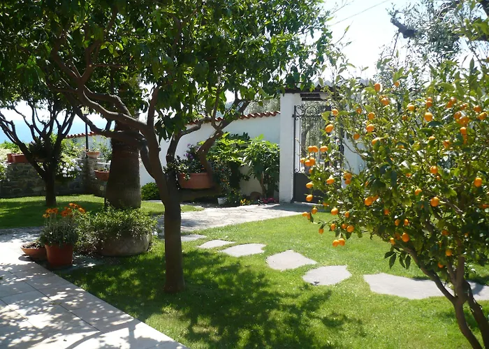 Agroturismo Azienda Agrituristica Arianna *